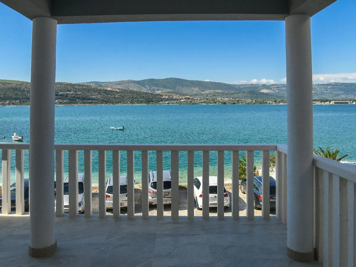Apartmani Antonia Trogir 0*,